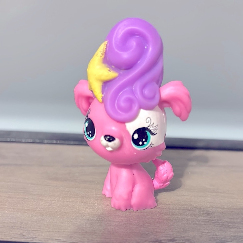 (Free) Blume Petal Pets Series 1